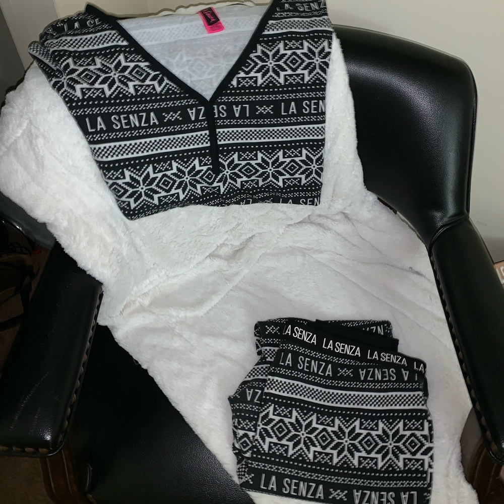 Sleepy outfit Lasenza